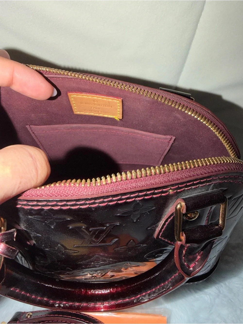 Louis Vuitton compact alma